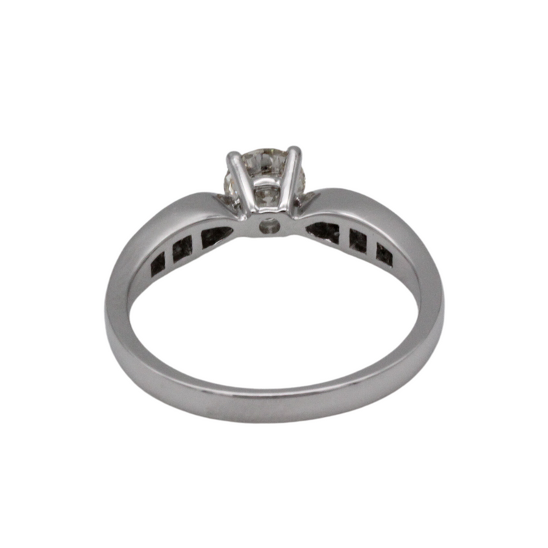 07_IHRSCHMUCK_Solitär Verlobungsring Vorsteckring, 750er Weißgold, Brillant round cut und Diamanten Seitlich