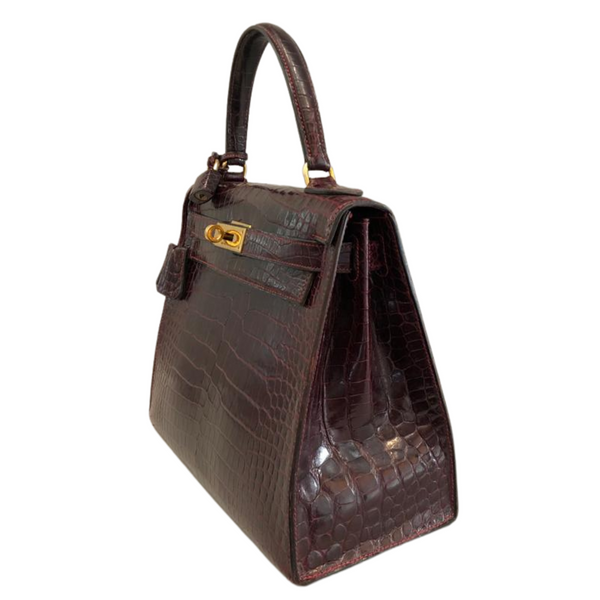 02_Artikel_089_ Hermès Kelly 28, Bag - Krokodilleder, Vintage Bordeaux mit roten Nähten